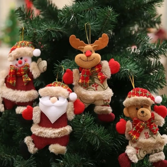 Festive Plush Santa and Friends Ornaments Set of 4 NIP - Picture 1 of 9